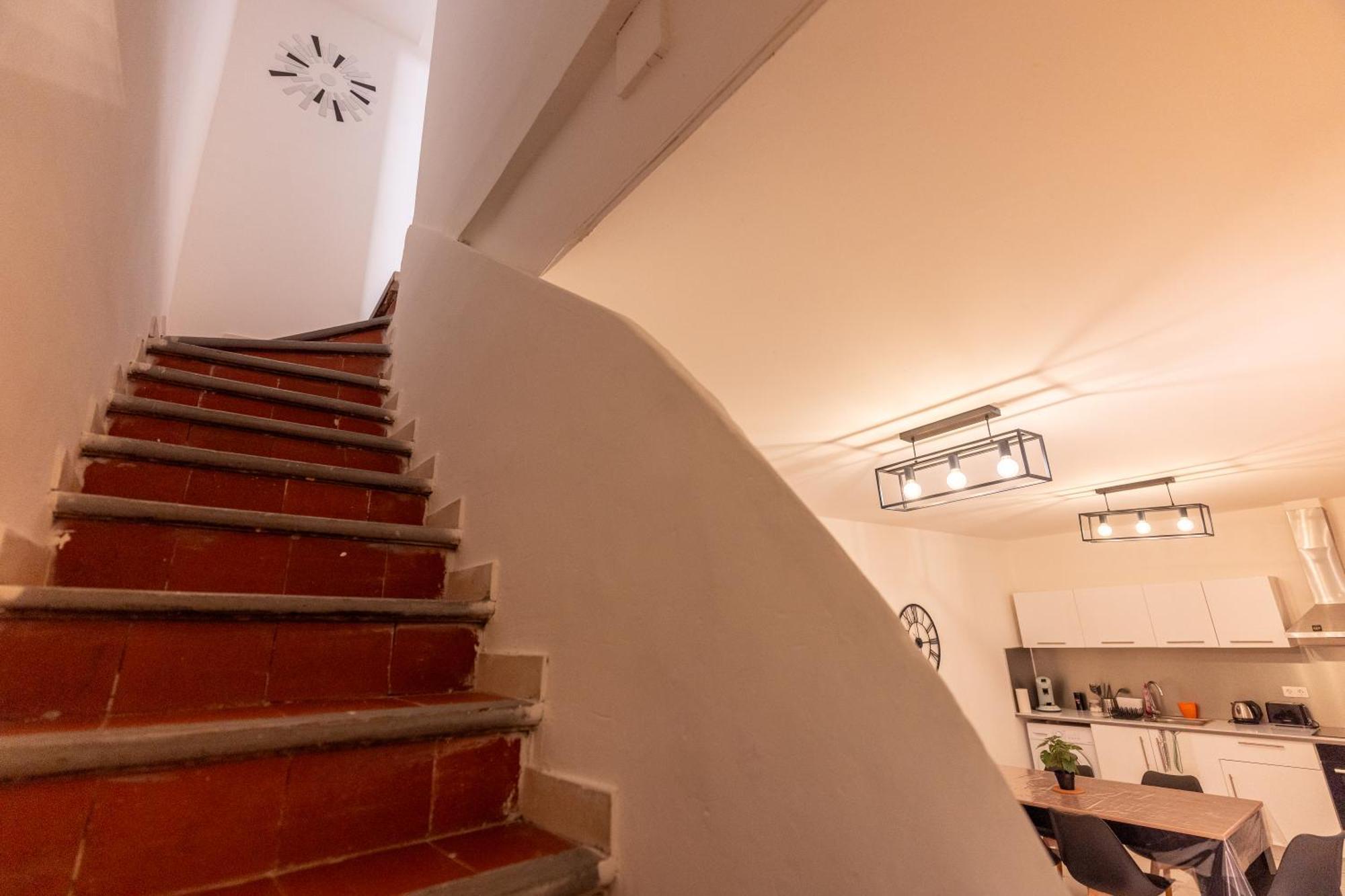 Appartement Tout Equipe Pour 6 Personnes A 15Min Des Plages Béziers Eksteriør billede