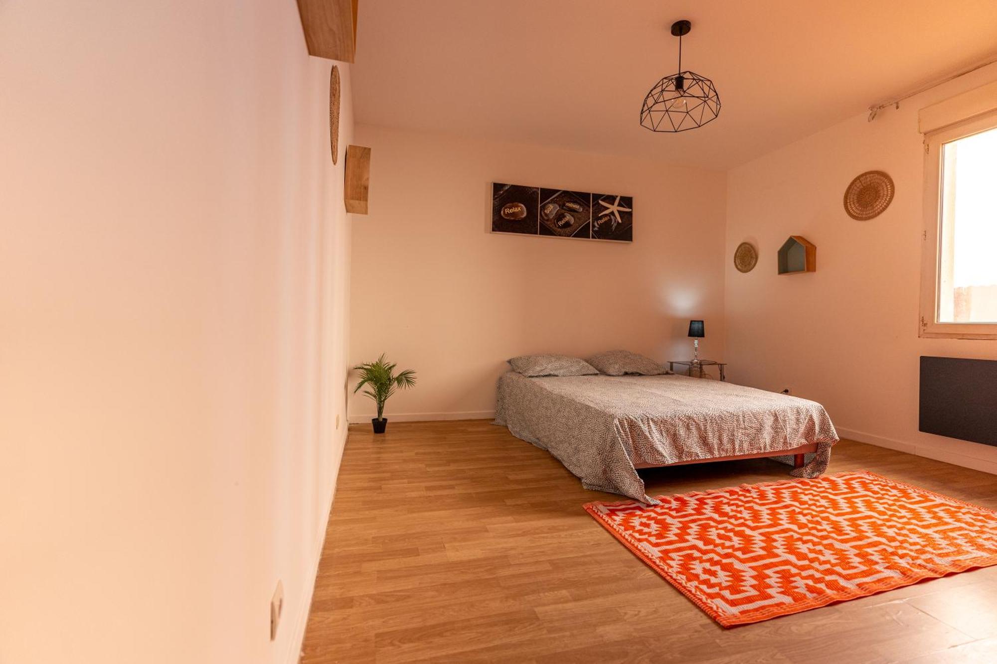Appartement Tout Equipe Pour 6 Personnes A 15Min Des Plages Béziers Eksteriør billede
